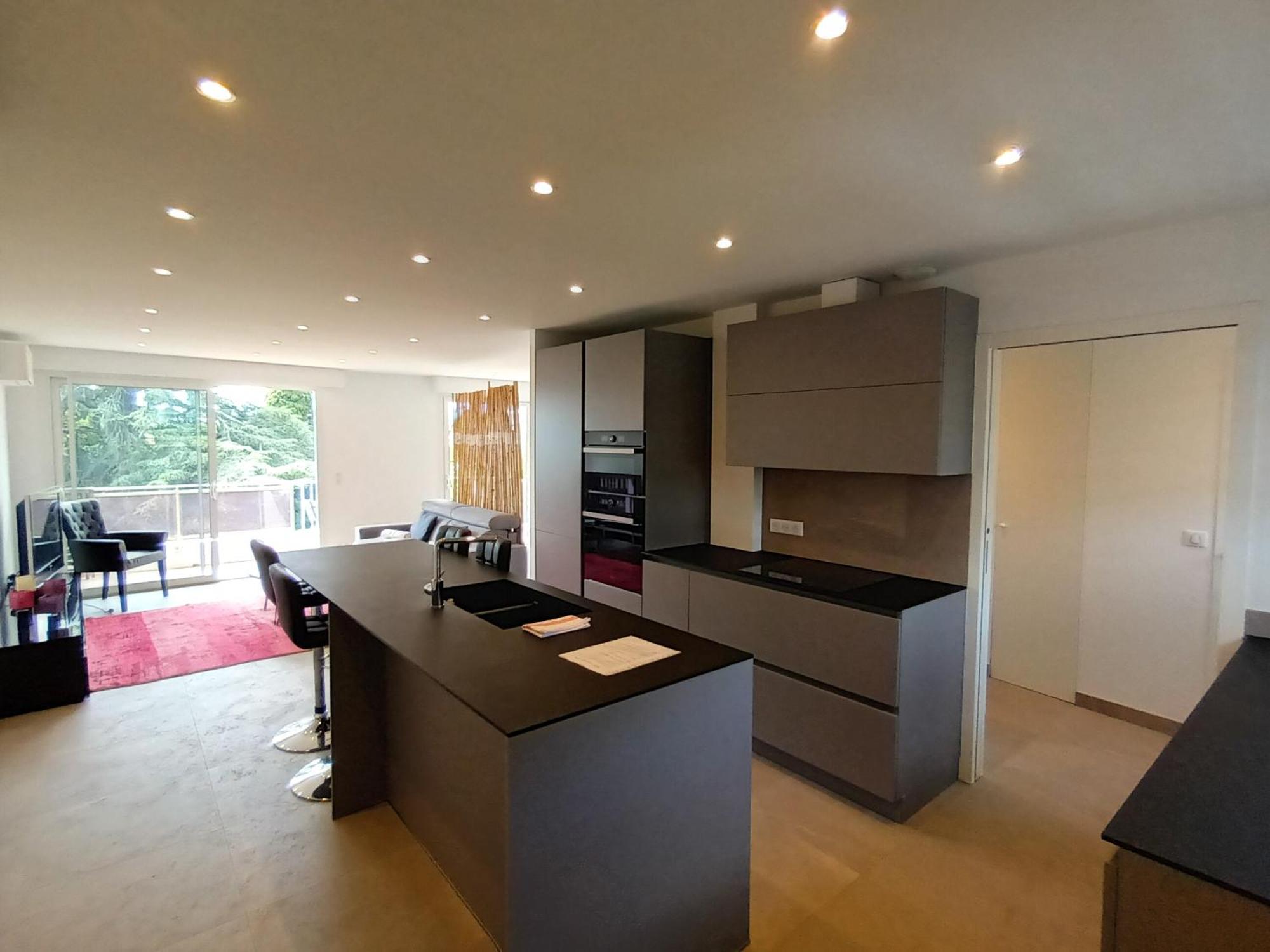 Le Cedre Magnifique A Apartment